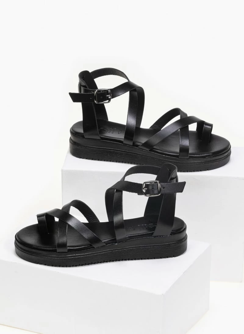 Καλύτερες κριτικές για 🌟 Καλύτερες κριτικές για 🥰 Flatforms δερμάτινα με χιαστί δέσιμο Tfp - Μαύρο 🌟 😉 - Image 4