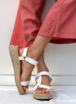 Ολοκαίνουργιο ❤️ Flash Sale ✨ The Fashion Project Flatform πέδιλα με λουράκι στο πλάι - Λευκό ⌛ 💯