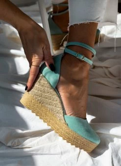 ΧΟΝΔΡΙΚΟ ΕΜΠΟΡΙΟ ⭐ Flash Sale 🔥 Πλατφόρμες Estil Suede με μπαρέτα - Βεραμάν ✔️ 🎁