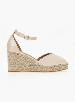 Καλύτερη πώληση 🎁 Νέος 💯 The Fashion Project Πλατφόρμες σατέν με μικρό άνοιγμα - Μπεζ 💯 ⭐