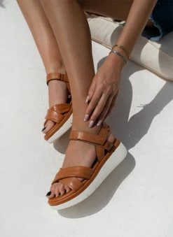 Τοπ 10 🌟 Η καλύτερη συμφωνία 😍 Σανδάλια με Sporty σόλα CARMELA 68596 - Κάμελ ⭐ 😀