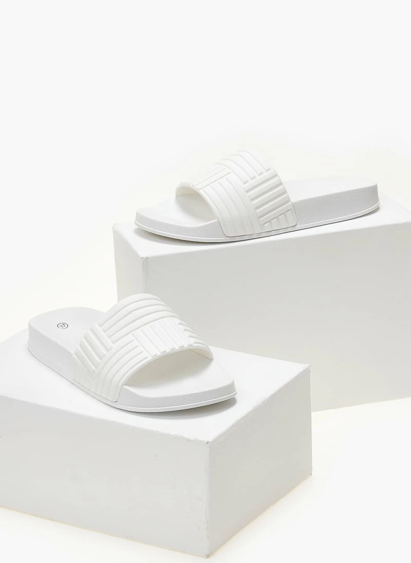 Προώθηση 🎁 Εξοδος 🔥 The Fashion Project Slides με ανάγλυφο Pattern - Λευκό 👏 🤩 - Image 6